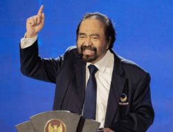 Tegas, Surya Paloh Dukung Gelar Pahlawan Soeharto